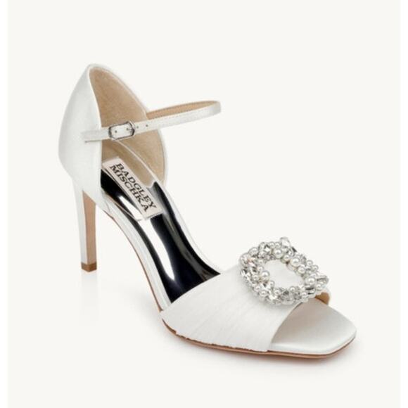 Badgley Mischka Nina Satin Peep Toe Stiletto Sandal, sz 8.5 - Picture 2 of 16